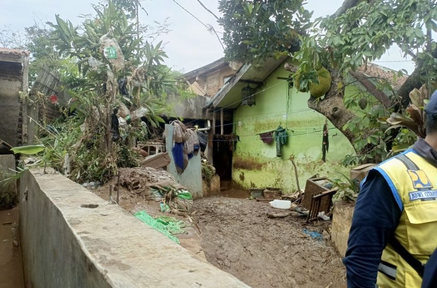  Bencana Alam Melanda Bandung dan Bogor, Status Tanggap Darurat Ditetapkan di Enam Kecamatan