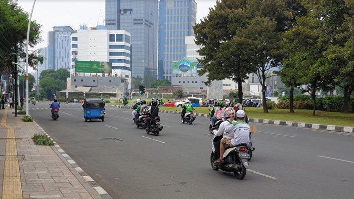  Massa Reuni 212 Bubarkan Diri, Lalu Lintas di Sekitar Monas Lancar