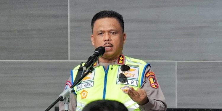Kakorlantas Polri Irjen Pol Drs Agus Suryonugroho Perkuat Pengamanan Tanpa Pesta Kembang Api