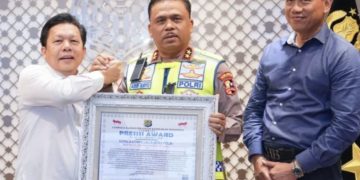 Kakorlantas Polri Raih Presisi Award: Inovasi One Way Nasional Sukses Urai Kepadatan Lebaran